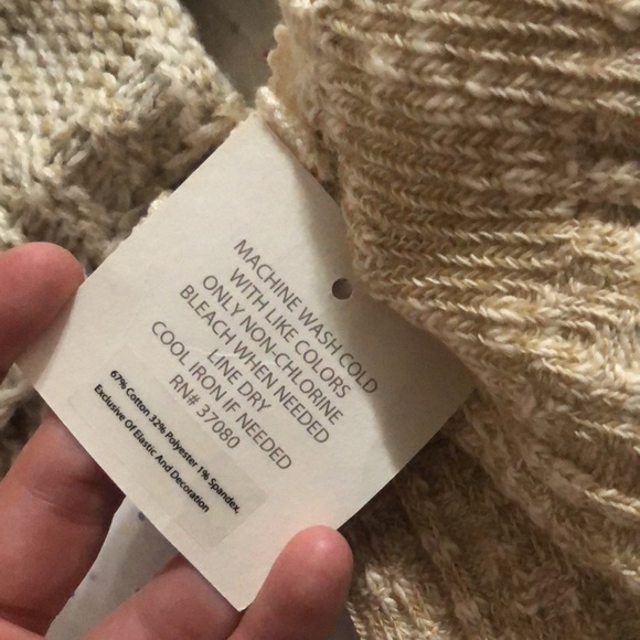 Catos and Claire’s brand leg warmers - Picture 4 of 9